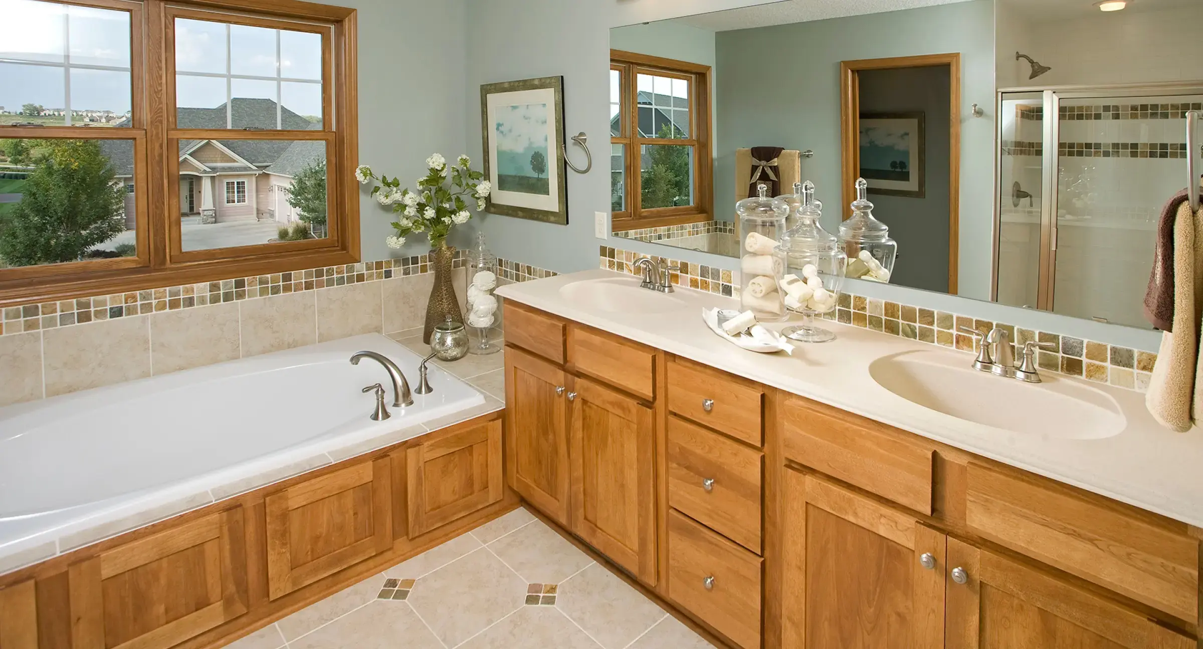 7 Factors to Consider When Ordering Custom Cabinets